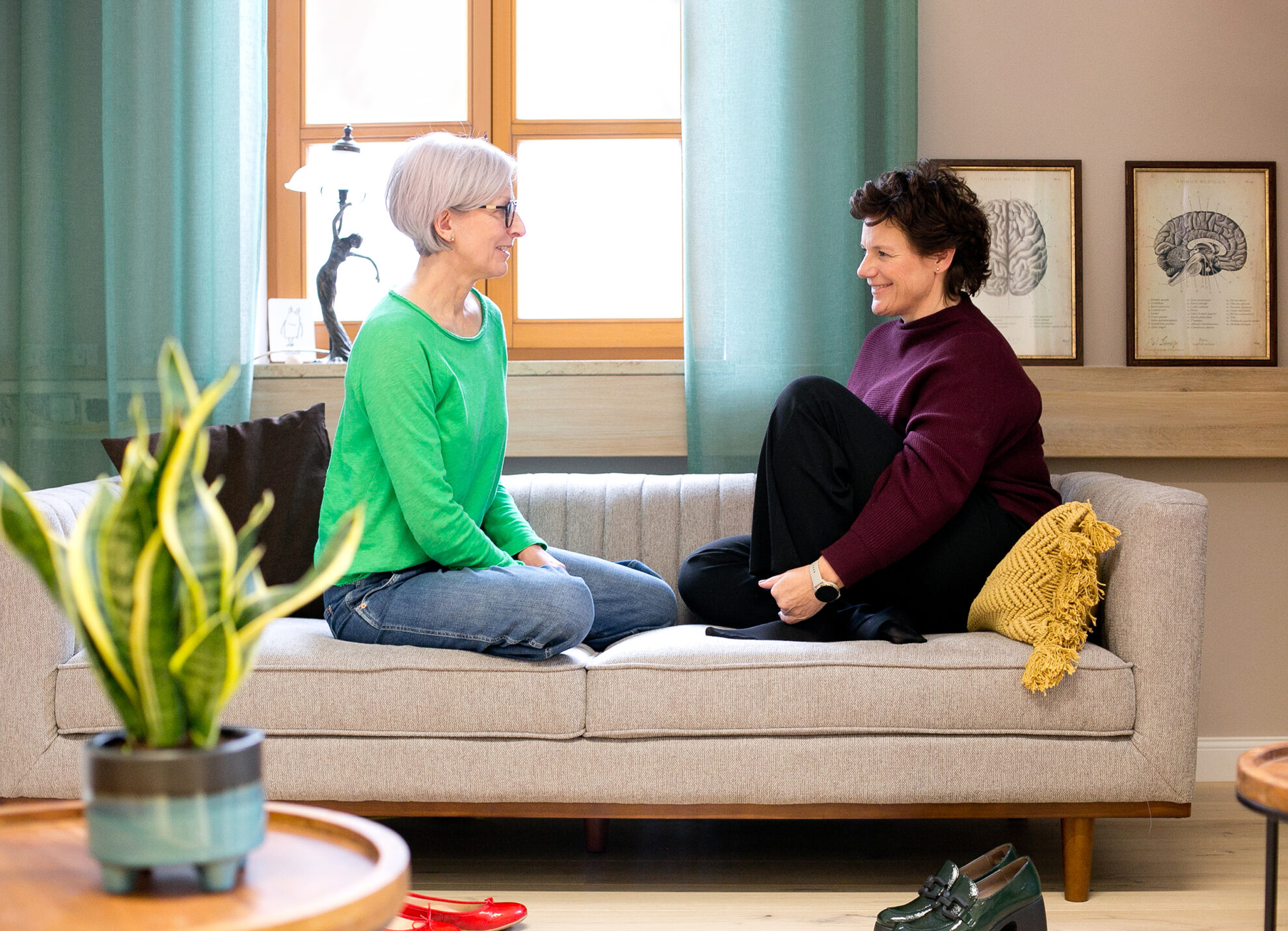 Kontakt von Dr. Karina Körner und Dr. Melanie Wolters_Psychotherapie_Paartherapie_Familientherapie_Psychotherapie_Beratung_Coaching und Supervision